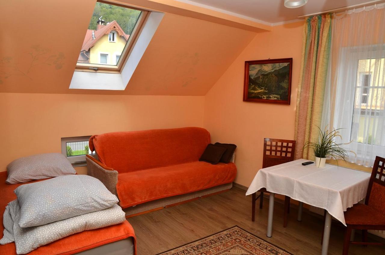 Gosciniec Zapiecek Hotel Stronie Slaskie Bagian luar foto