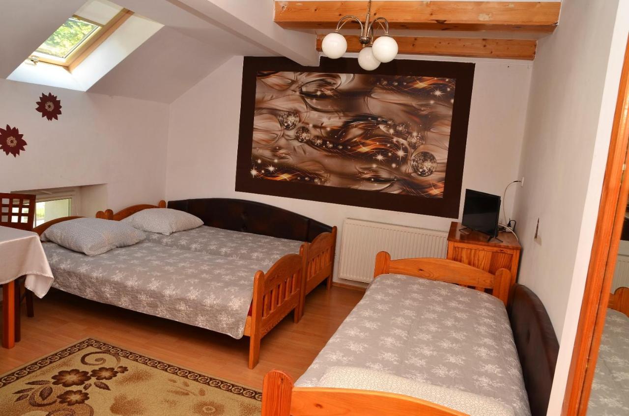 Gosciniec Zapiecek Hotel Stronie Slaskie Bagian luar foto